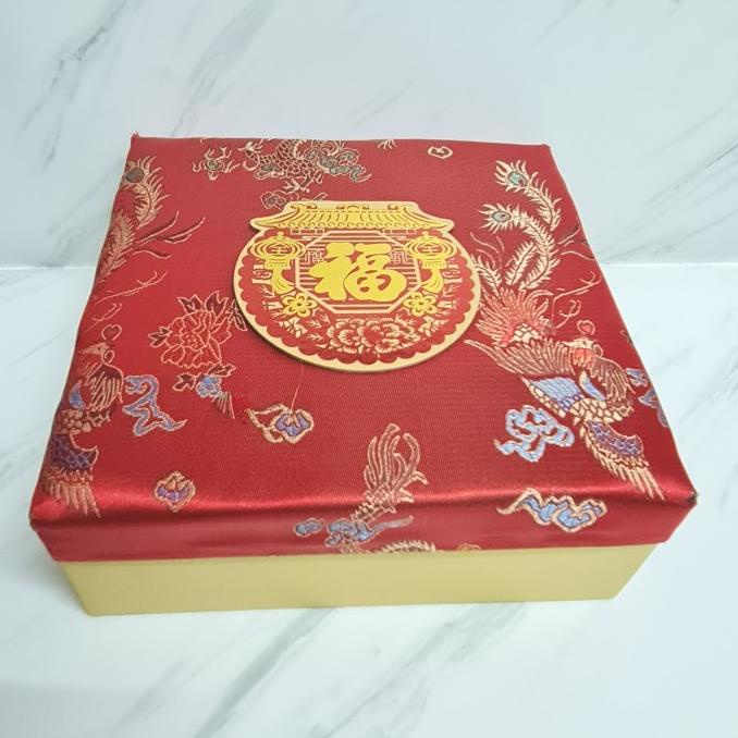 

kotak kue lapis Cheongsam 22x22x8cm / cake box hamper imlek / sangjit