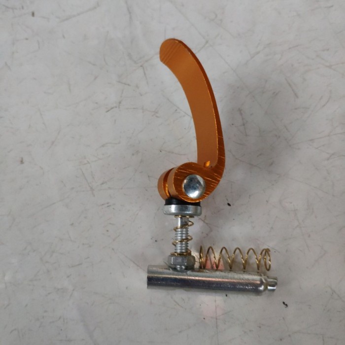 baut engsel sepeda lipat tengah / qr frame sepeda lipat baut tengah lelalela8187