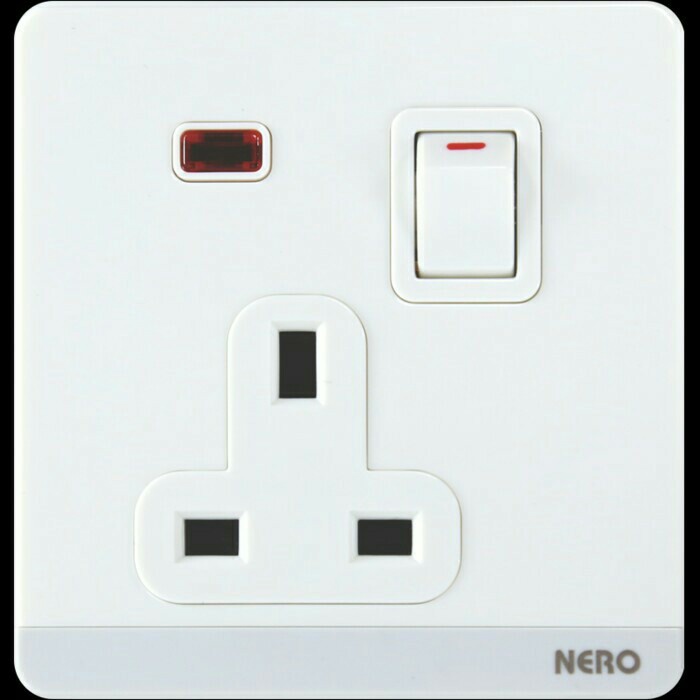 Disc Nero Stop Kontak AC Decora Putih