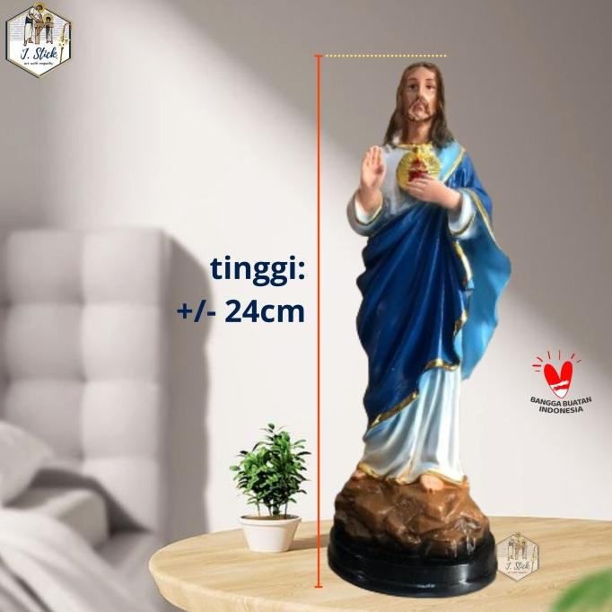 Patung HATI KUDUS YESUS