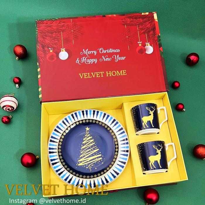 

DISKON MURAH Hampers SET Piring makan gelas Mug Natal Kado gift Christmas gold rusa BERRY30.JAYA