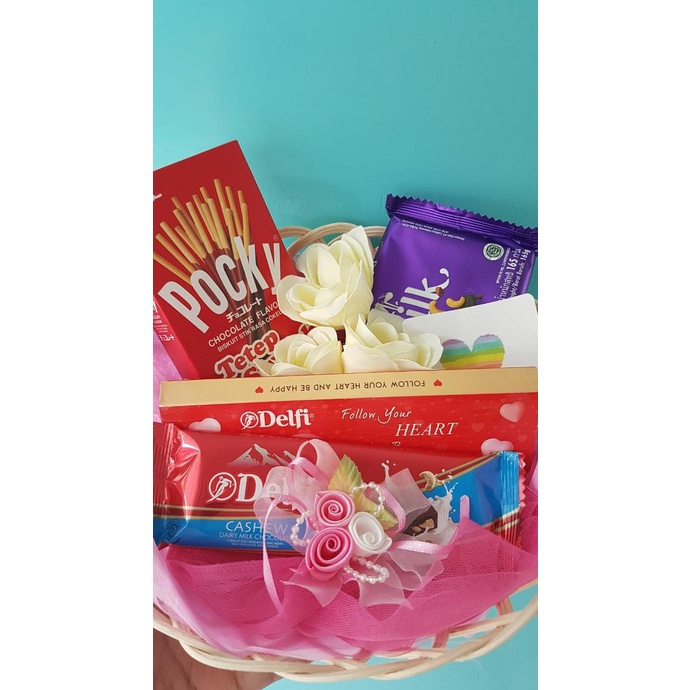 

Kado/Hadiah/Hampers/Coklat Valentine - Paket Coklat Valentine 3 Original