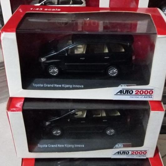 auto2000 diecast innova miniatur mobil toyota mainan anak mobilan