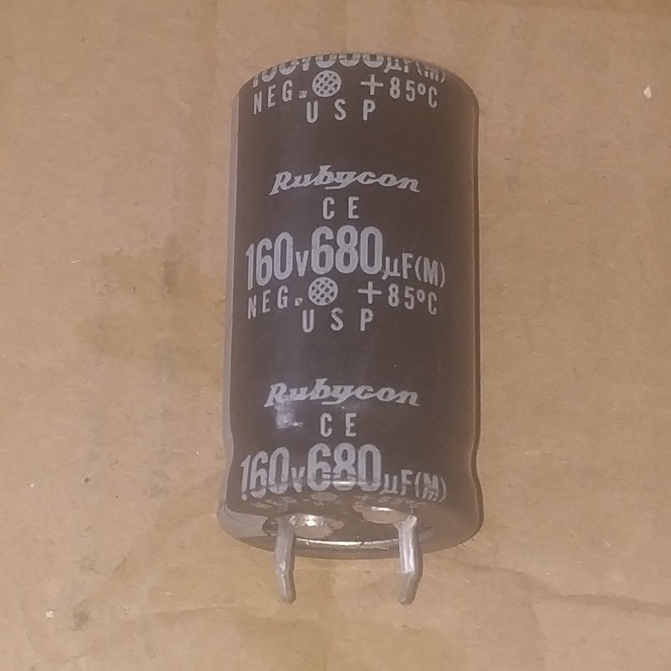 C Elco Elko 680uF 160V 680 uF 160 V