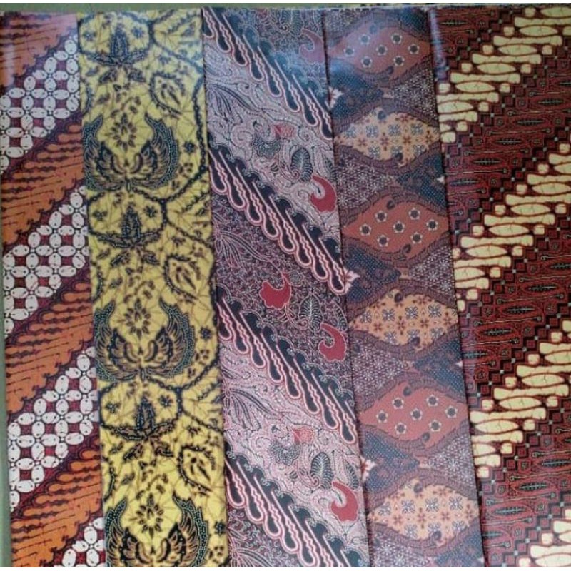 

Kertas Kado Batik