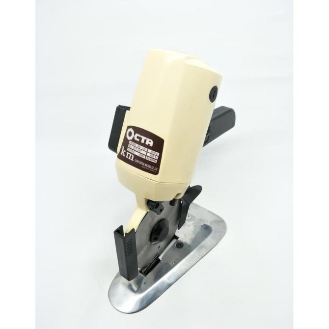 Mesin Potong Kain / Bahan Km Octa Rs-100