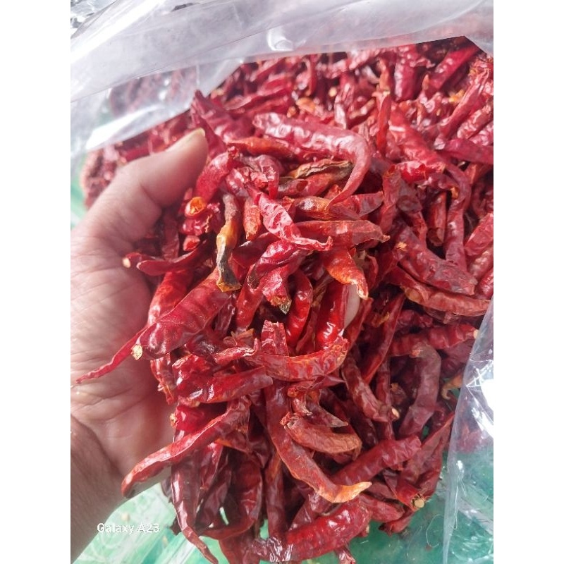 

Cabe Teja Kering Pedas 500 Gram Tanpa Tangkai