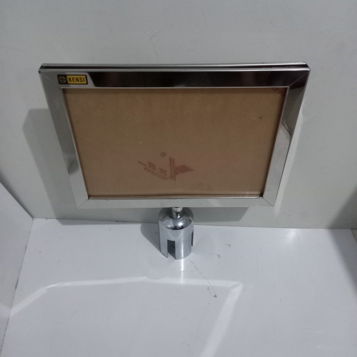 

Signframe A4 Landscape Signage poster papan tiang antrian Stainless