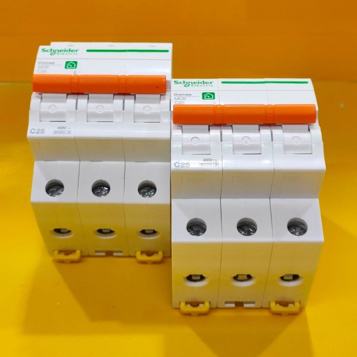 [New] Mcb 25A 3Phase Schneider Terbatas