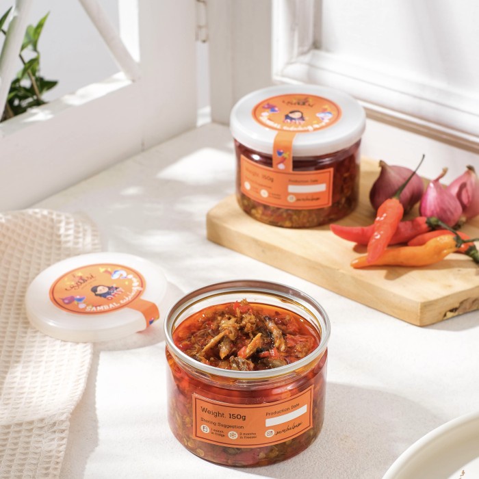 

Sambal Cakalang Asap X Omy