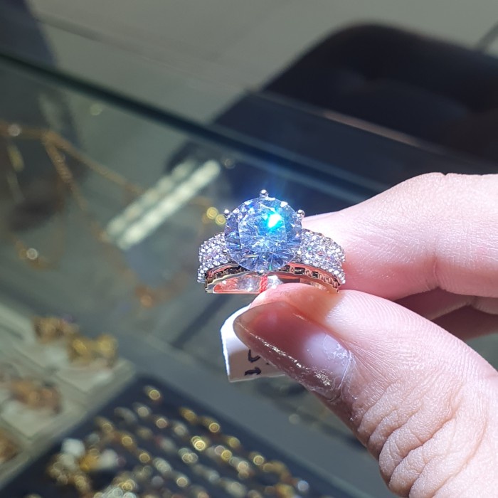 ✨Termurah Cincin Soliter List Roxe Rosegold Diamondlook Emas 750 Berkualitas