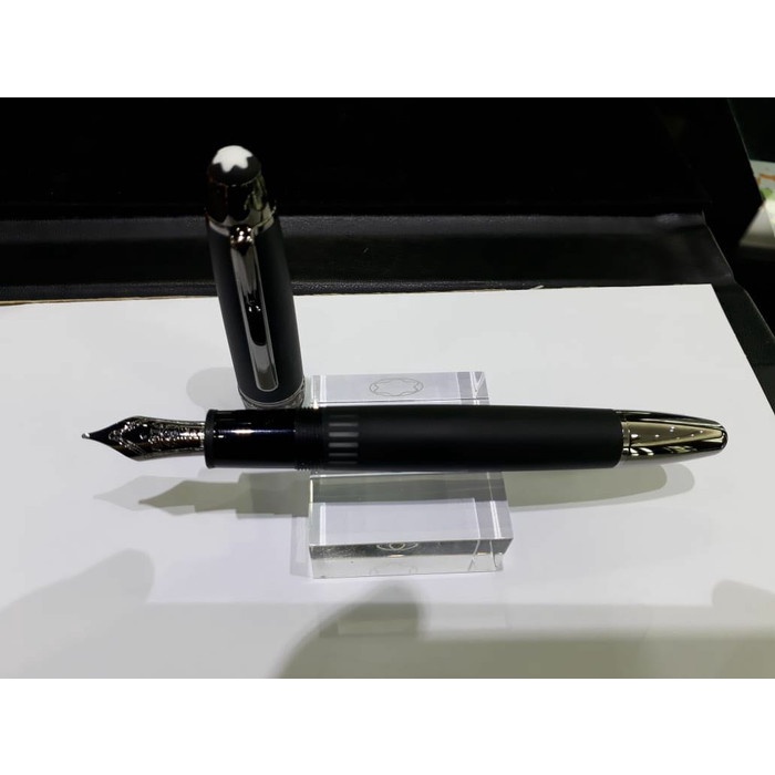

✨Sale Montblanc Ultrablack Fp 114823 Limited