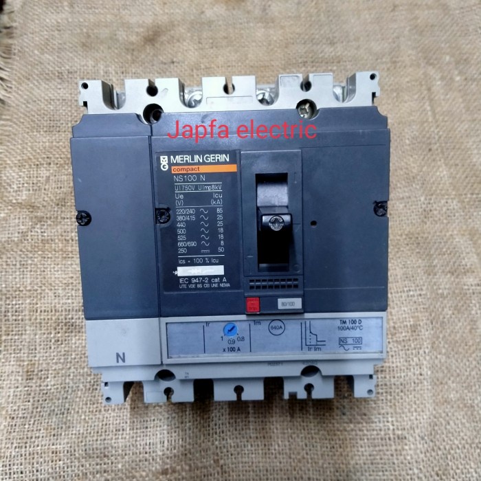 ✨Ori Merlin Gerin Ns100N/ 4 Pole 100 Amper Limited