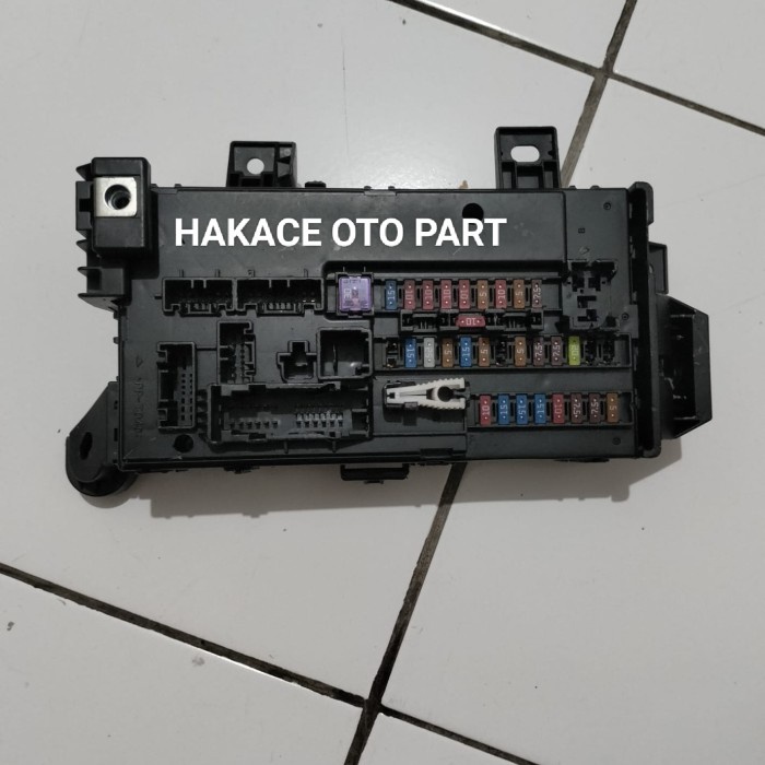 [Original] Fuse Box Sekring Avanza Xenia 2016 Up 82600-Bz831 Original Terbaru