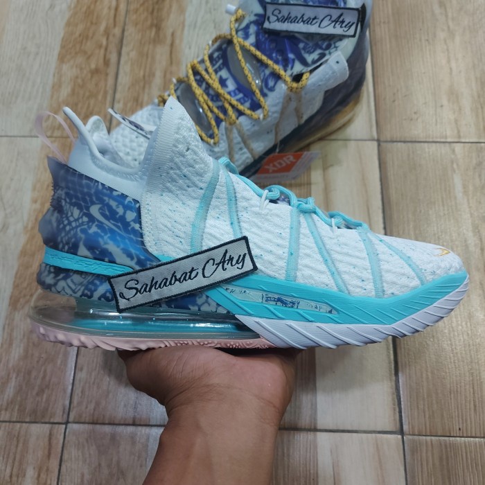 ✨Ori Sepatu Lebron James 18 Reflections Flip Berkualitas
