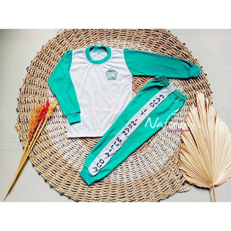 Seragam Sekolah Anak Baju Paud Setelan Olahraga Kaos Training Set Gamis Koko Kemeja Jilbab