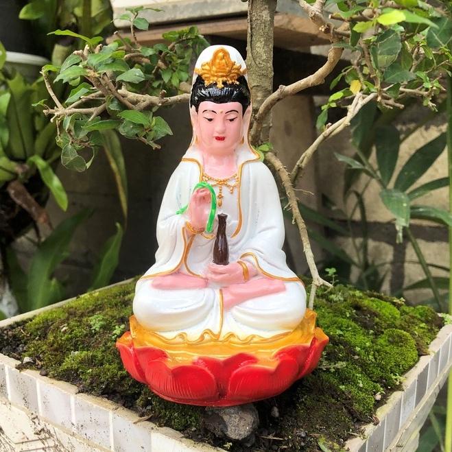 PATUNG DEWI KWAN IM/PATUNG DEWI KUAN IM/DEWI GUAN YIN/PATUNG BUDDHA/PATUNG BUDHA/BUDA/PATUNG RESIN/ 