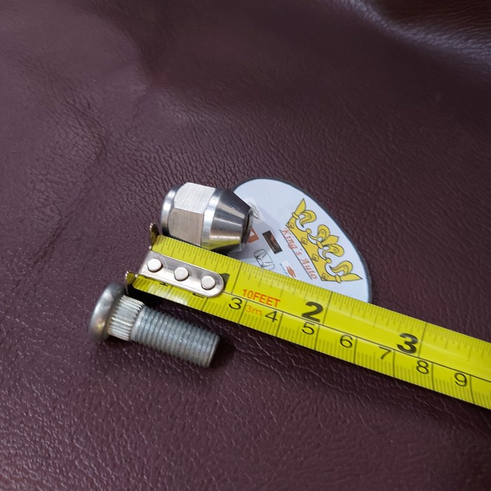 KUNCI BAN SEREP KIJANG ASLI / KUNCI BAN SEREP INNOVA