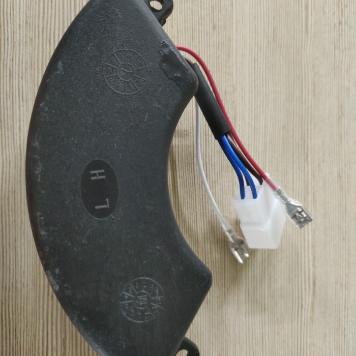 AVR GENSET 7500 WATT 250V 470UF