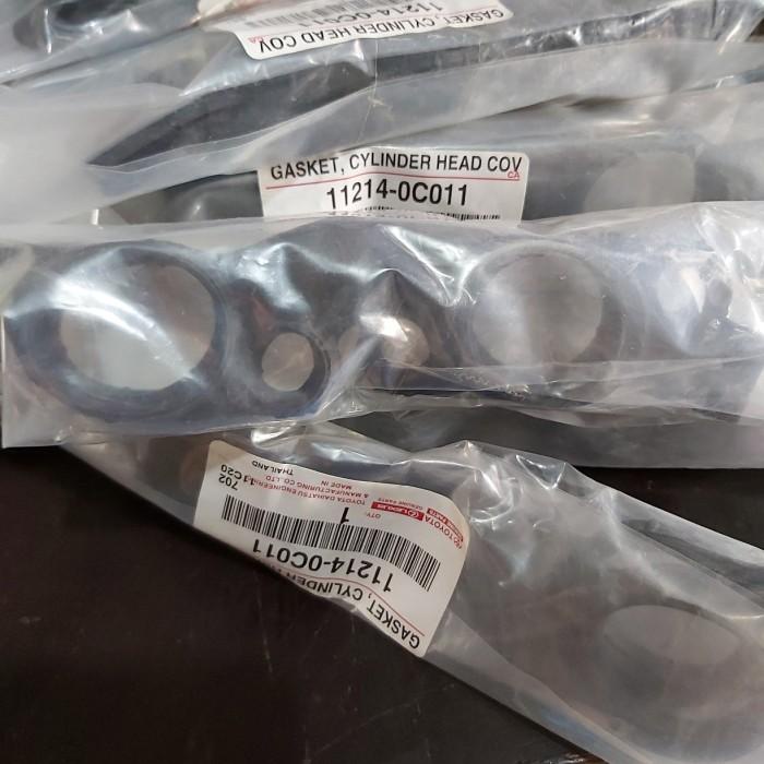 SEAL BUSI/CYLINDER HEAD COV MOBIL INNOVA BENSIN ORIGINAL