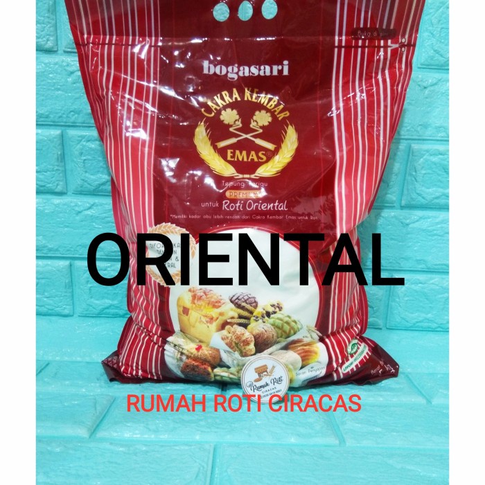 

TEPUNG ORIENTAL CAKRA KEMBAR EMAS 5KG TERIGU 5 KG PROTEIN TINGGI ORI