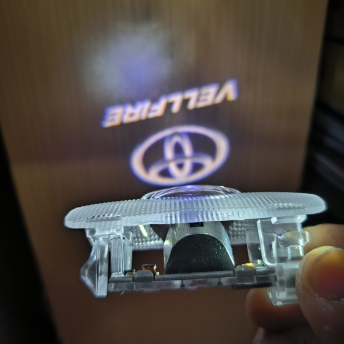 lampu led door trim logo vellfire lampu door trim toyota vellfire anh3 banibani1906