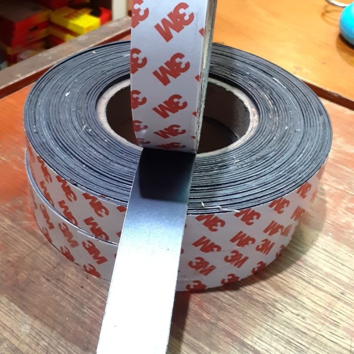 

magnet tape ,lem 3m 1"x 10meter