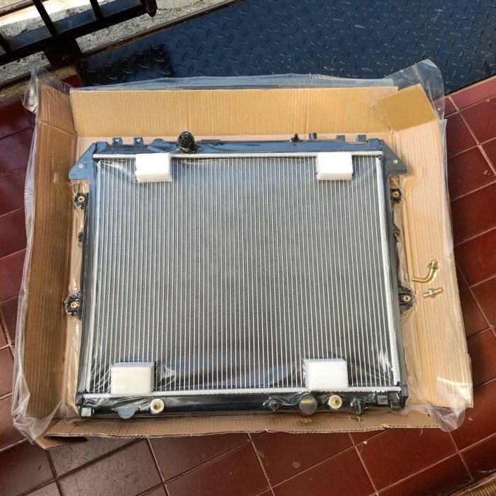 Radiator Innova Diesel Matic