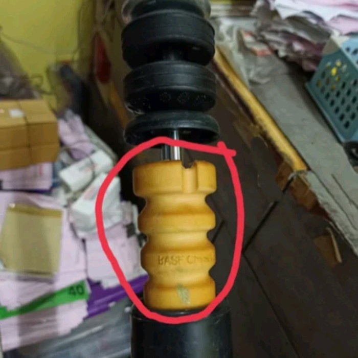 Baru Karet Stopper Shock Breker Belakang Ertiga