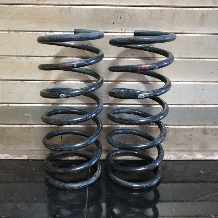 {Second} Coil Spring Per Daihatsu Sirion Belakang Oem Berkualitas