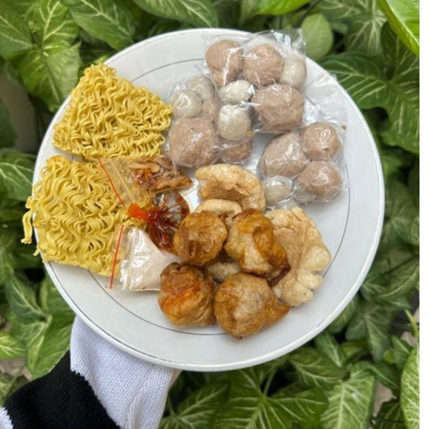 

Ready BAKSO ACI PREMIUM BY ROTICOKLATKU.EXPRESS ( Siap Kirim Seluruh Indonesia )