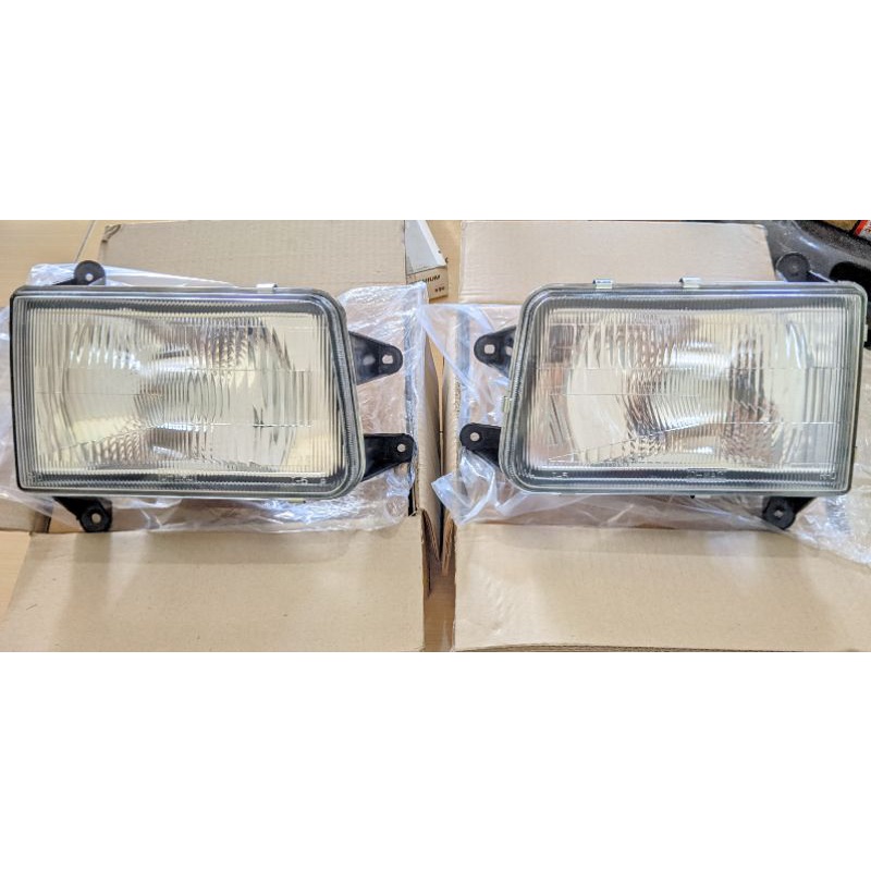 HeadLAmp isuzu panther lama/kotak 25 "1995-2000