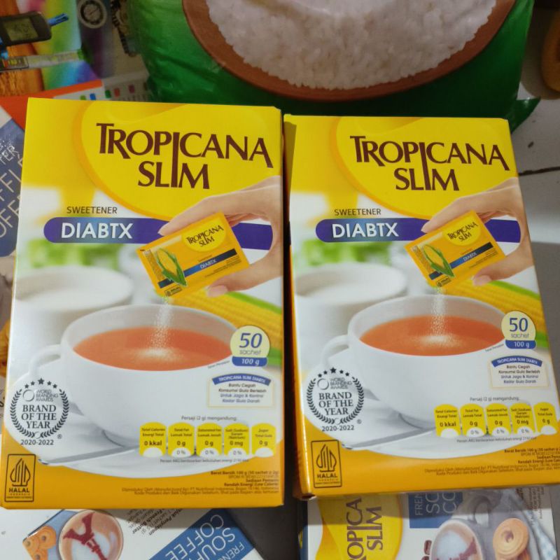 

Tropicana Slim Soufle Coffe 10 Sachet 4 Sachet