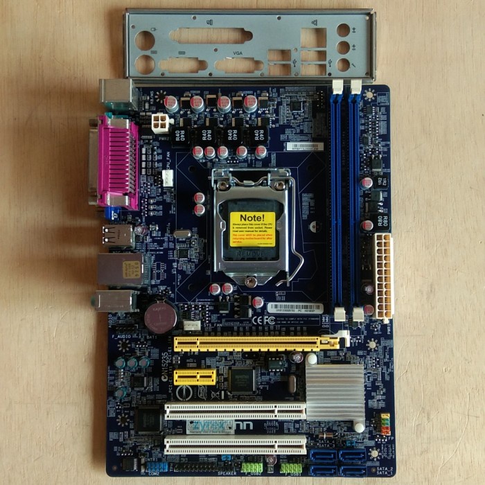 MOBO/MOTHERBOAD FOXCONN H61 LGA 1155 SUPORT GEN 2 GEN 3