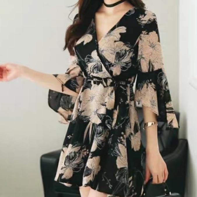 Mini Dress Sexy Pesta Korean Style Hitam Vneck Dres Pendek Bunga 7031