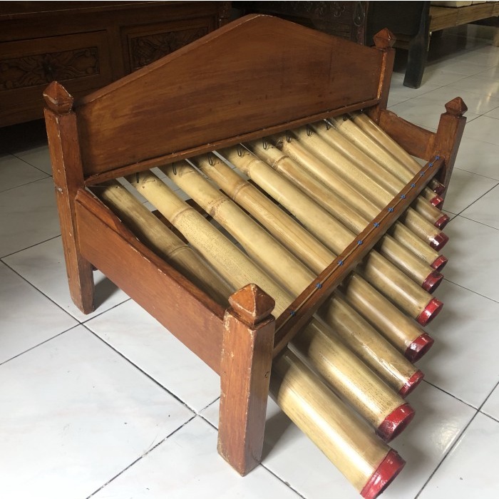 Myi Po - Gamelan Rindik Bali