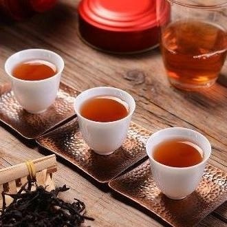 

TRY Teh Lapsang Souchong / Tie Guan Yin / Da hong pao - Kemasan Botol Labu (Hadiah Mini) / Hampers Imlek TERLARIS