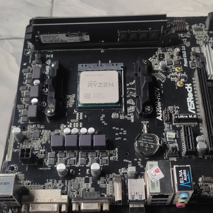 Proc Ryzen 5 2400G Mobo Asrock A320M Ram 16 Gb