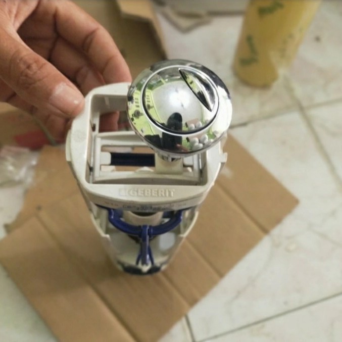 ✅Termurah Alat Kloset/Pembilas Kloset Geberit/Alat Tangki Kloset TotoTombol Berkualitas