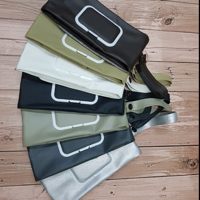 TEMPAT TISSUE BASAH DAN KERING MOTIF POLOS 2