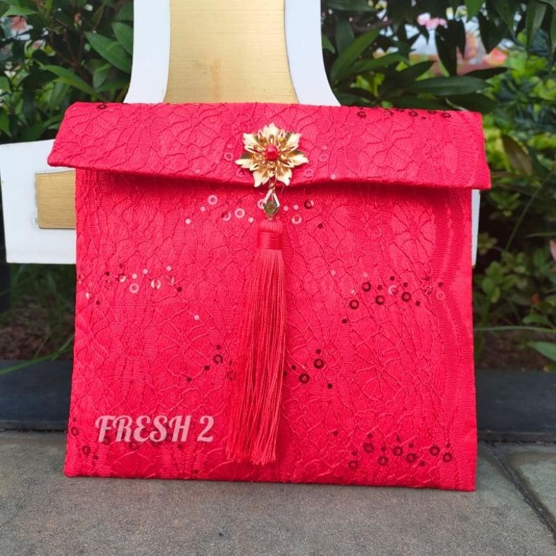

TIO angpao imlek kain merah / angpao imlek kain / TERLARIS