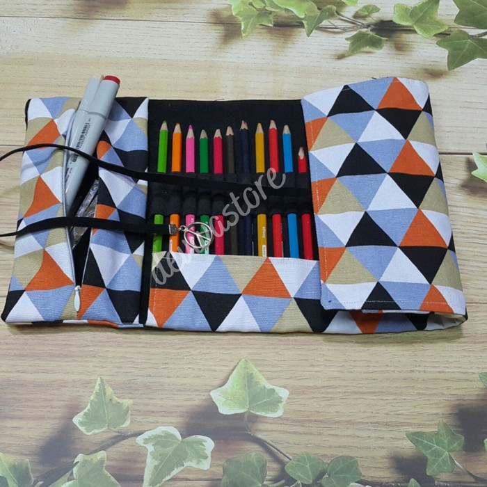 

Roll Pencil Case / Tempat Pensil Gulung - Tribal