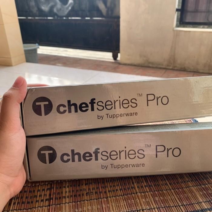 TCHEF KNIFE TUPPERWARE