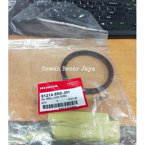 Ready Oil Seal Crankshaft Sil Oli Ker Kruk As Belakang City Rs Hatchback .