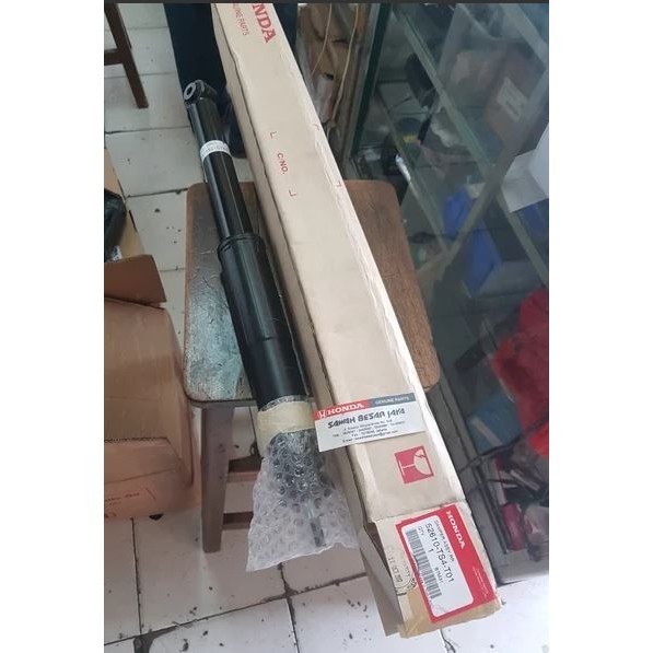 Ready Shock Breaker Absorber Damper Belakang Honda Civic Fb Fb2 Fb3 Original .