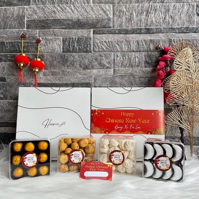 

PROMO MURAH HAMPERS KUE KERING IMLEK CNY NATAL ISI 4 // PAKET KUE KERING ISI 4 // HAMPERS IMLEK CNY NATAL