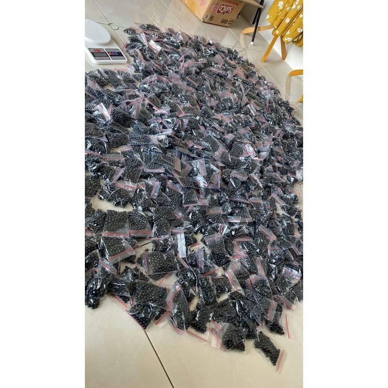 manjakani hitam (rapet wangi miss v)