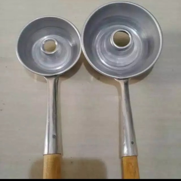 Terlaris 1 Set Cetakan Donat Cair / Donut Maker Gagang Kayu Promo Terbaru