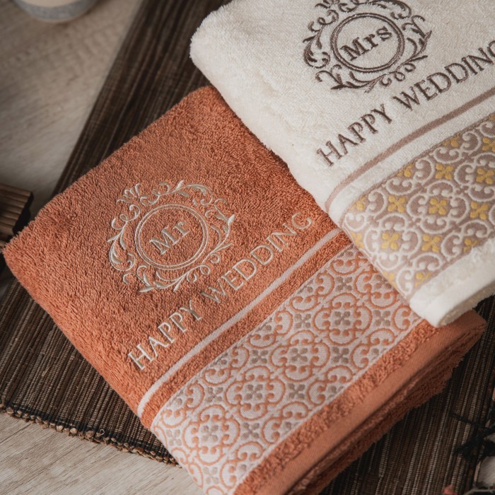 

Ready Toko Handuk - Kado Handuk Couple (Couple Gift / Wedding Gift)