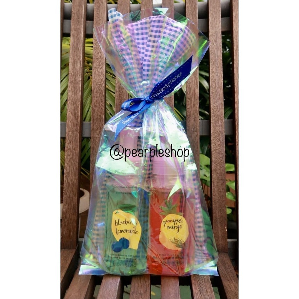 

Ready bath and body works HAMPERS 1